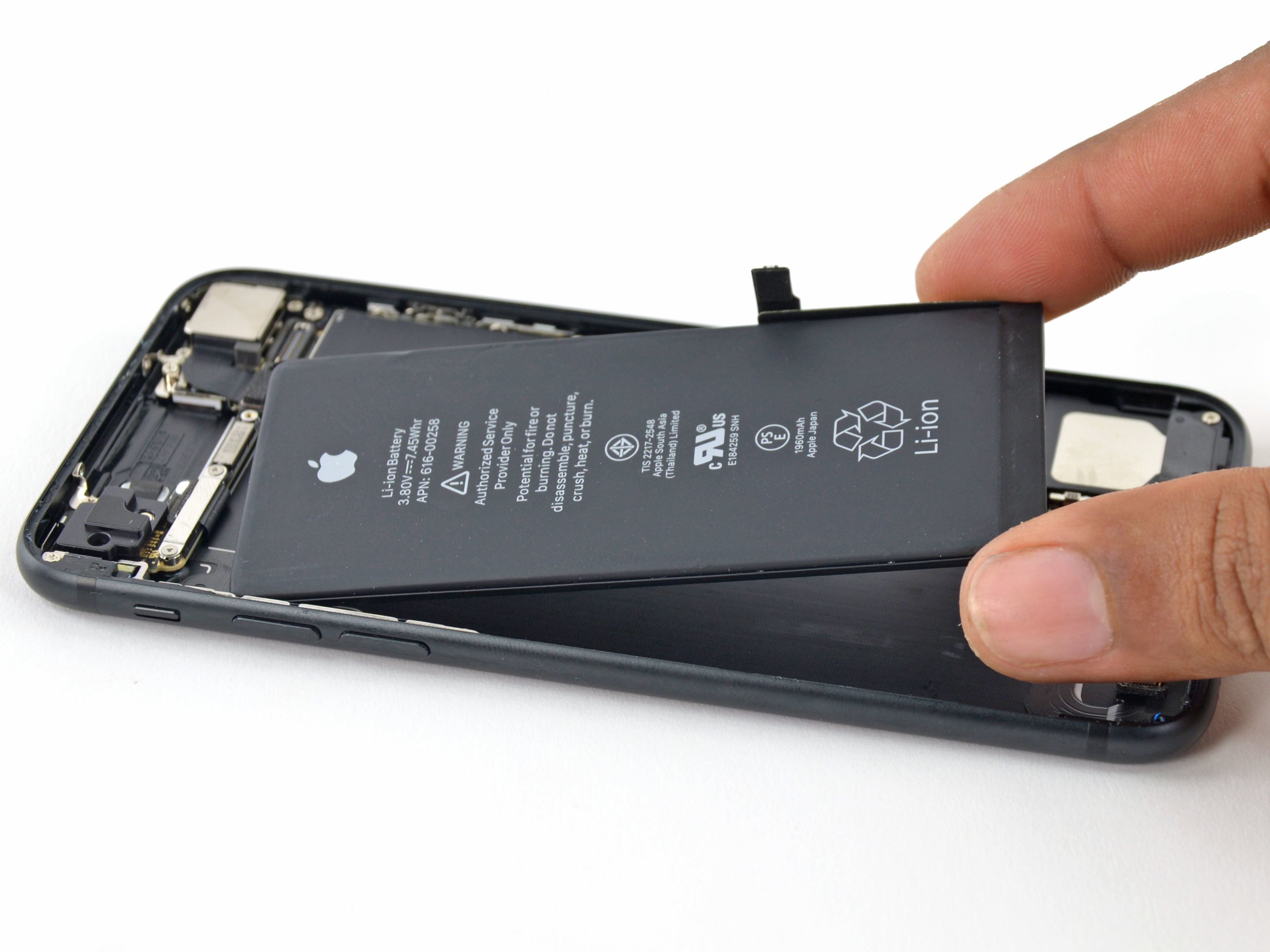 Remplacer la batterie de l’iPhone 7